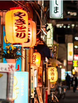 夜の居酒屋