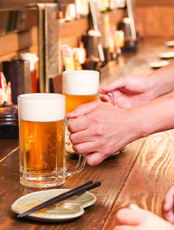 居酒屋内のビール